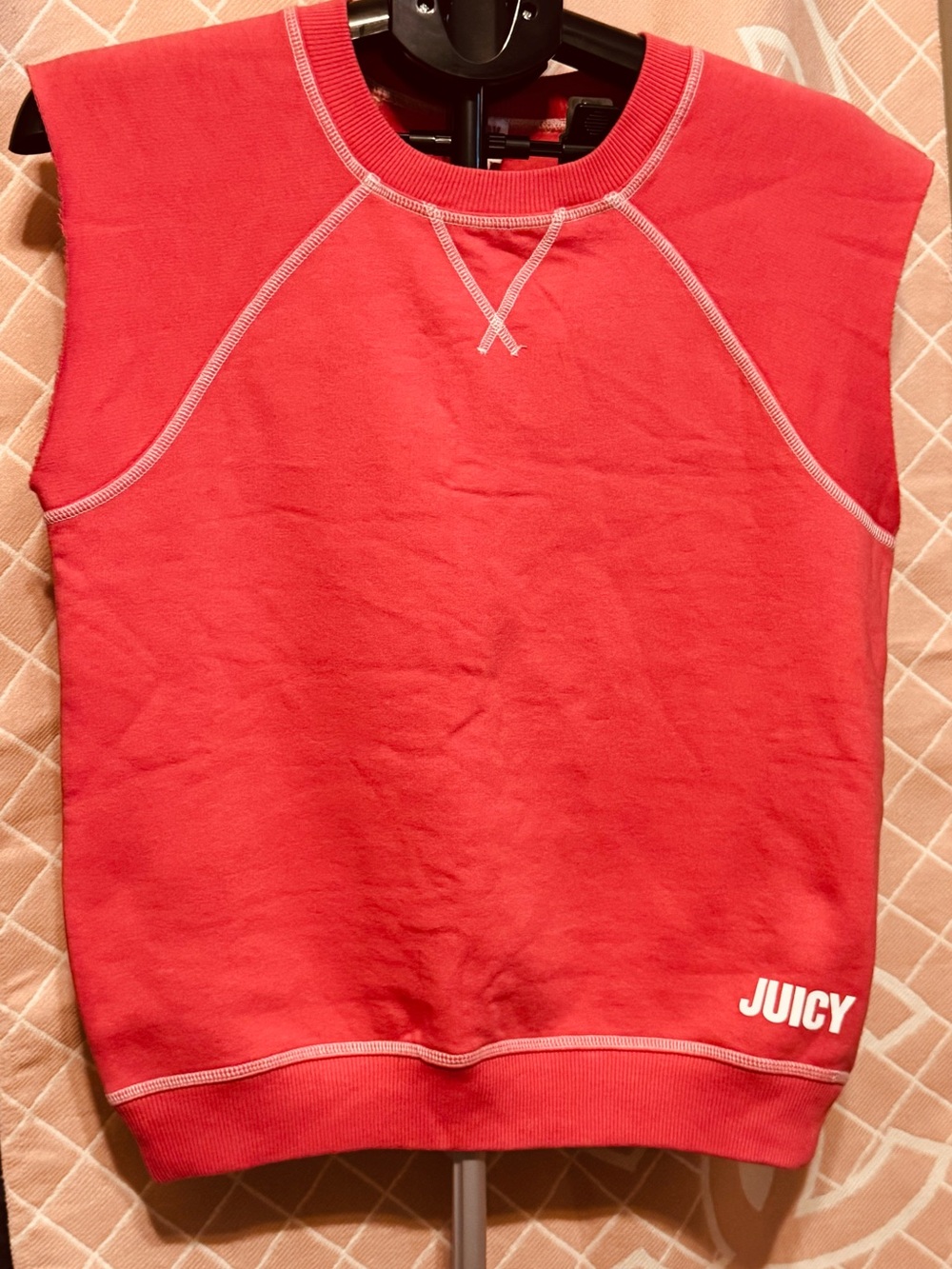Juicy Couture Red and White Logo Tag Detail